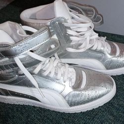 Girls Puma Size 8 Women 