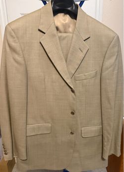 LIKE-NEW STAFFORD TAN MEN’S SUIT SIZE 40R