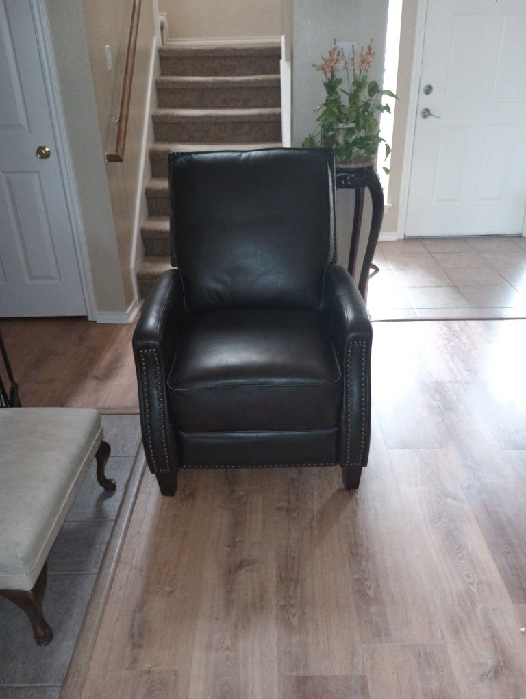 Recliner Chair