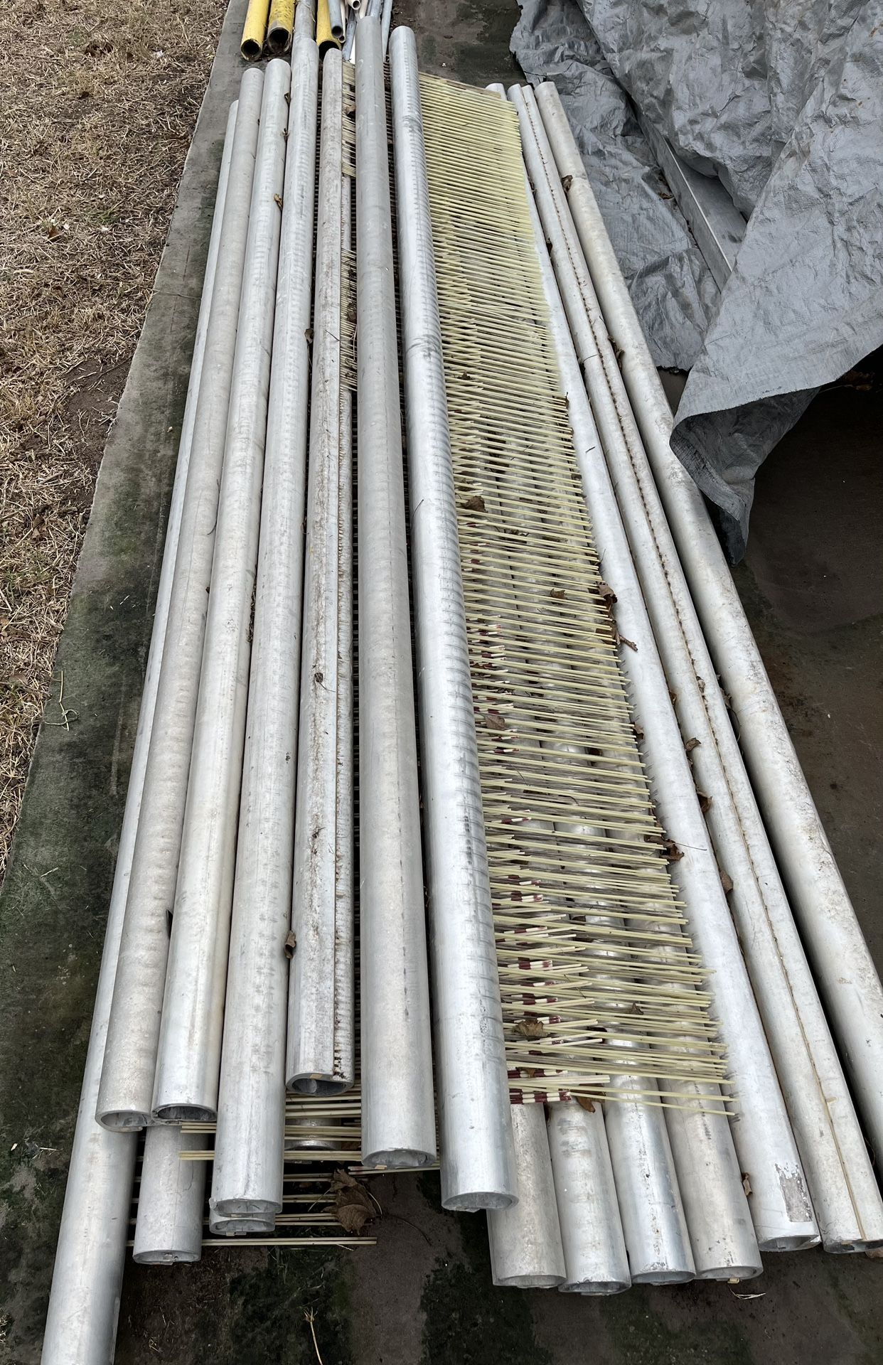 17 Aluminim Poles 9ft Long  For All 
