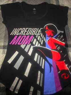 Disney Incredible Mom size Large