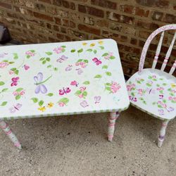 ADORABLE KIDS TABLE & CHAIR 