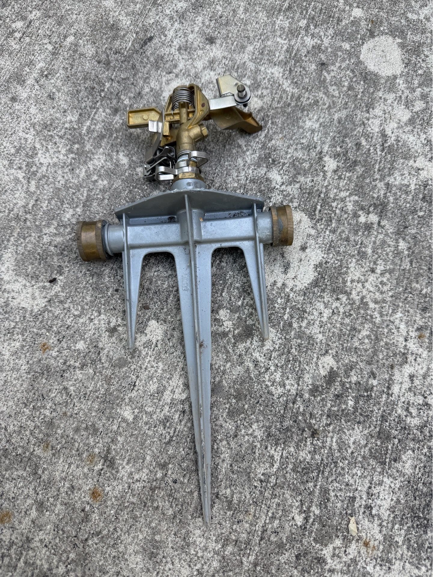Impact lawn sprinkler