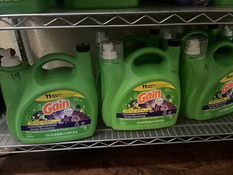 different laundry detergent