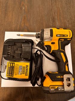 DeWalt 20V Max Cordless Impact Drill and Charger