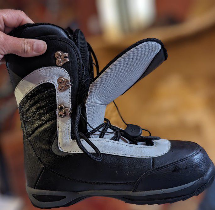Morrow Snowboarding Boots