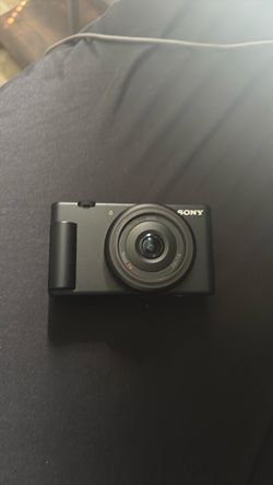Sony ZV1F vlog camero
