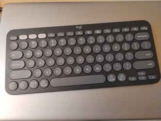 Used Logitech Pebble K3880 Bluetooth Keyboard