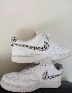 Nike Leopard Animal Print Sneakers Size 6 Cheetah White Shoes