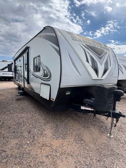 21 Sandstorm 271GSLR Toy Hauler