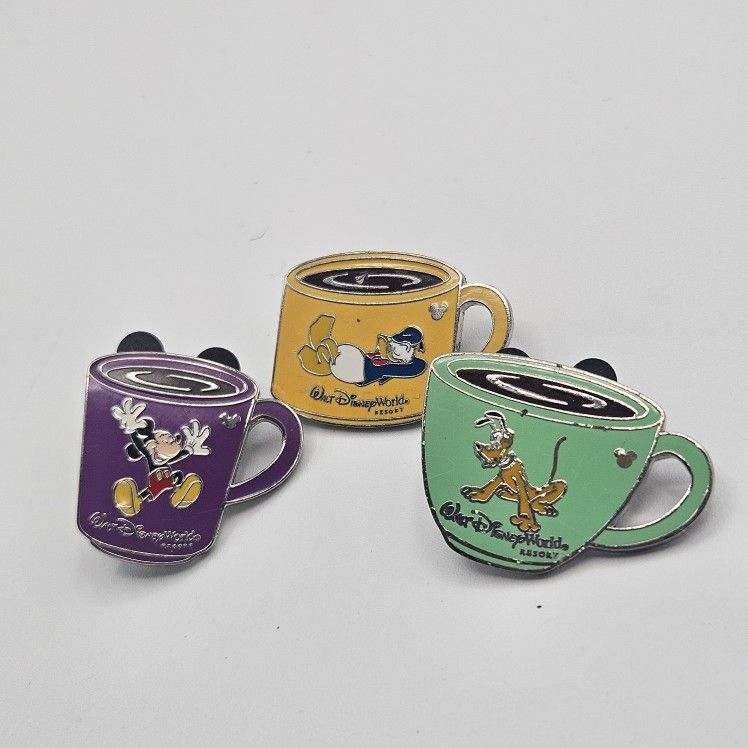 WDW Disney 2005 Cast Lanyard Collection WDW Coffee Mugs Pin Set of 3 Mickey