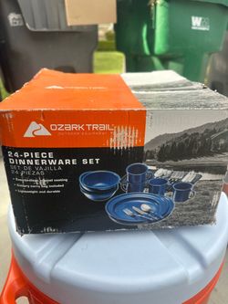 Ozark trail dinnerware set