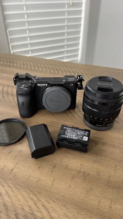 Sony A6600 Camera + Sony 10-18mm f/4 Lens