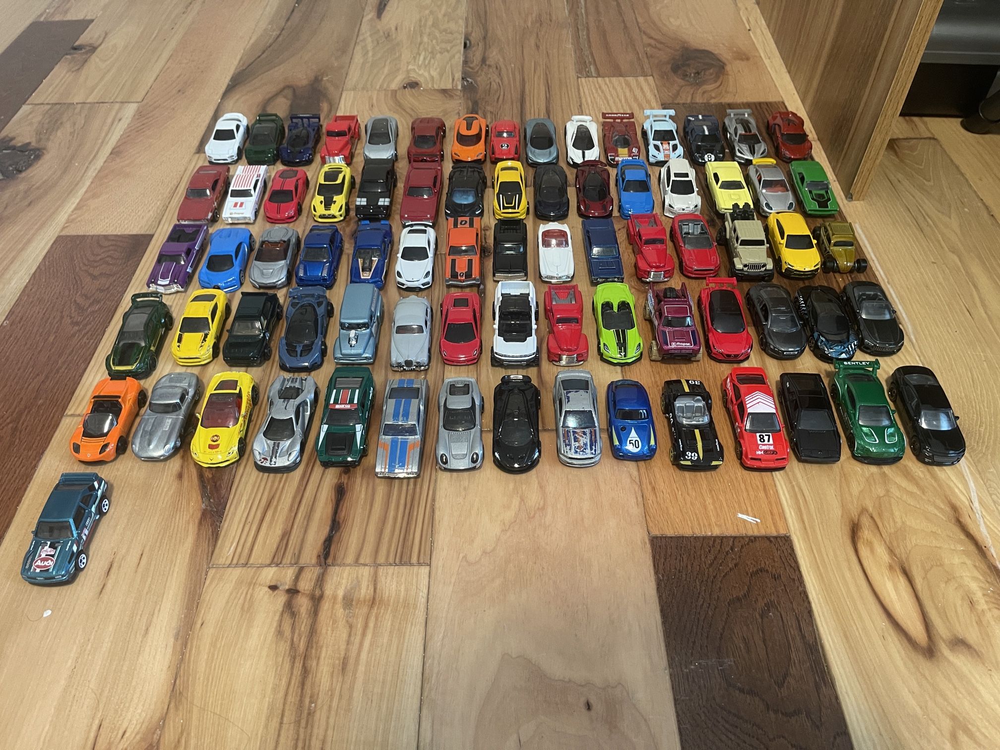 Hot Wheels mostly and some Matchboxes