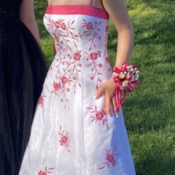 XS White,  Red/Pink Embroidered Prom Dress! 