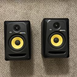 KRK Rokit 5s + Desk Studio Monitor Stands