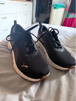 Brand NEW size 8.5