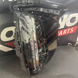 2025-2026 Cadillac Escalade Headlight