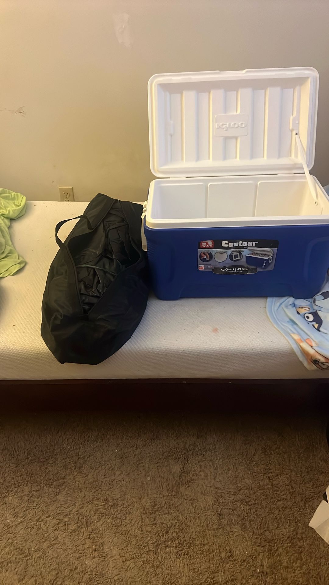 3 bedroom tent and cooler