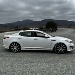 2012 KIA Optima Hybrid 