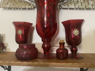 3 Red Vases