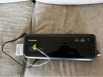 FoodSaver Vacuum Sealer