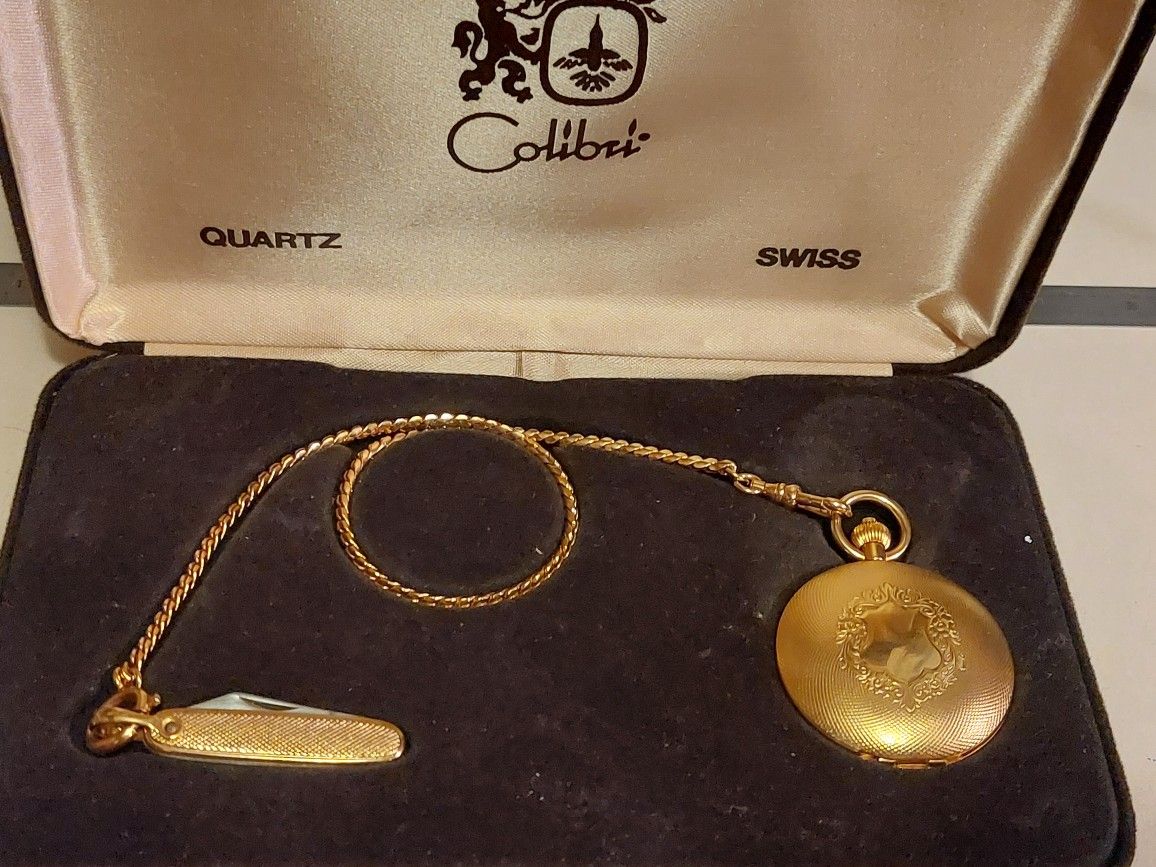 Swiss Colibri Quartz Pocket Watch Combo
