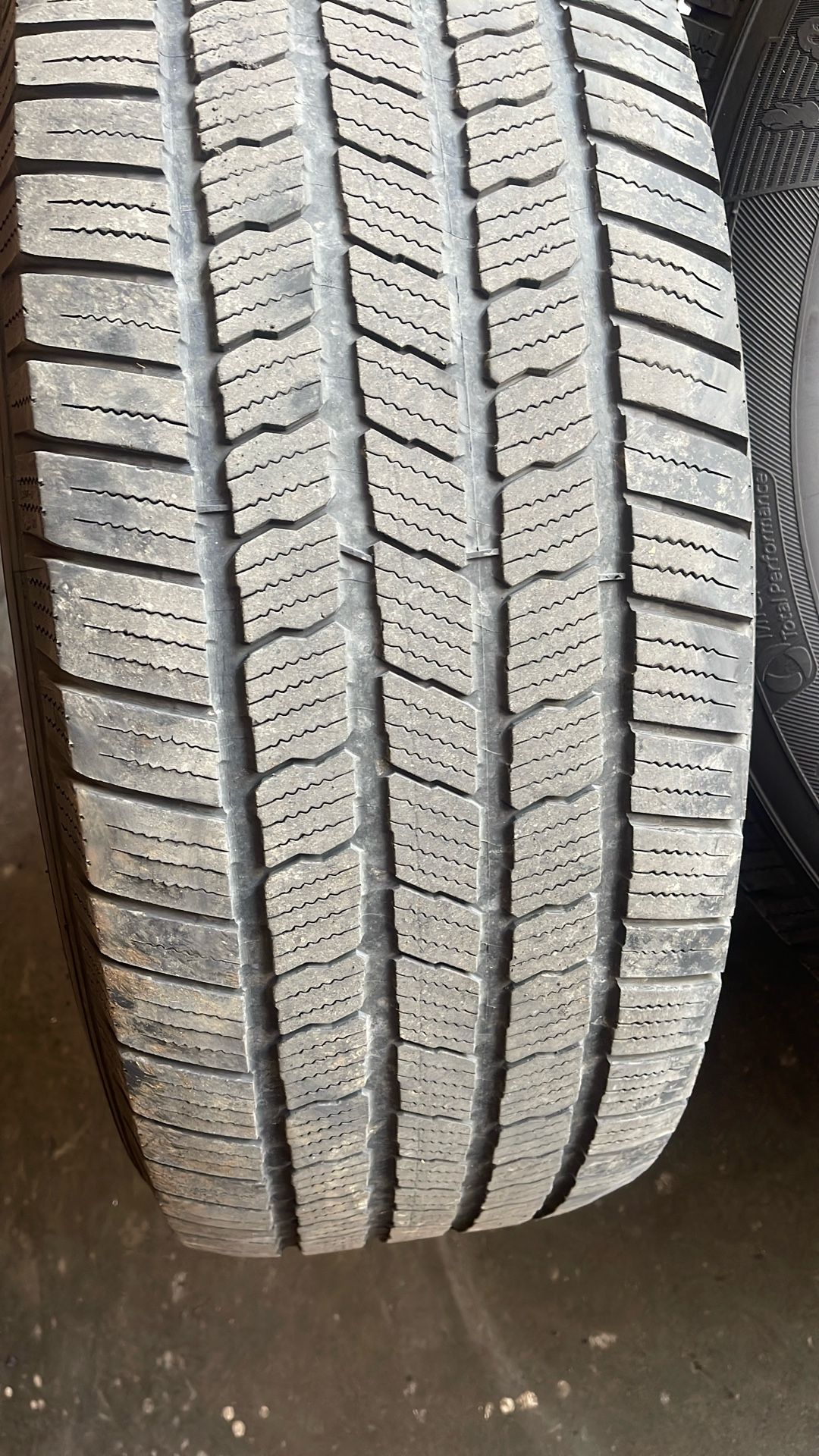 275-65-18 Michelin Set