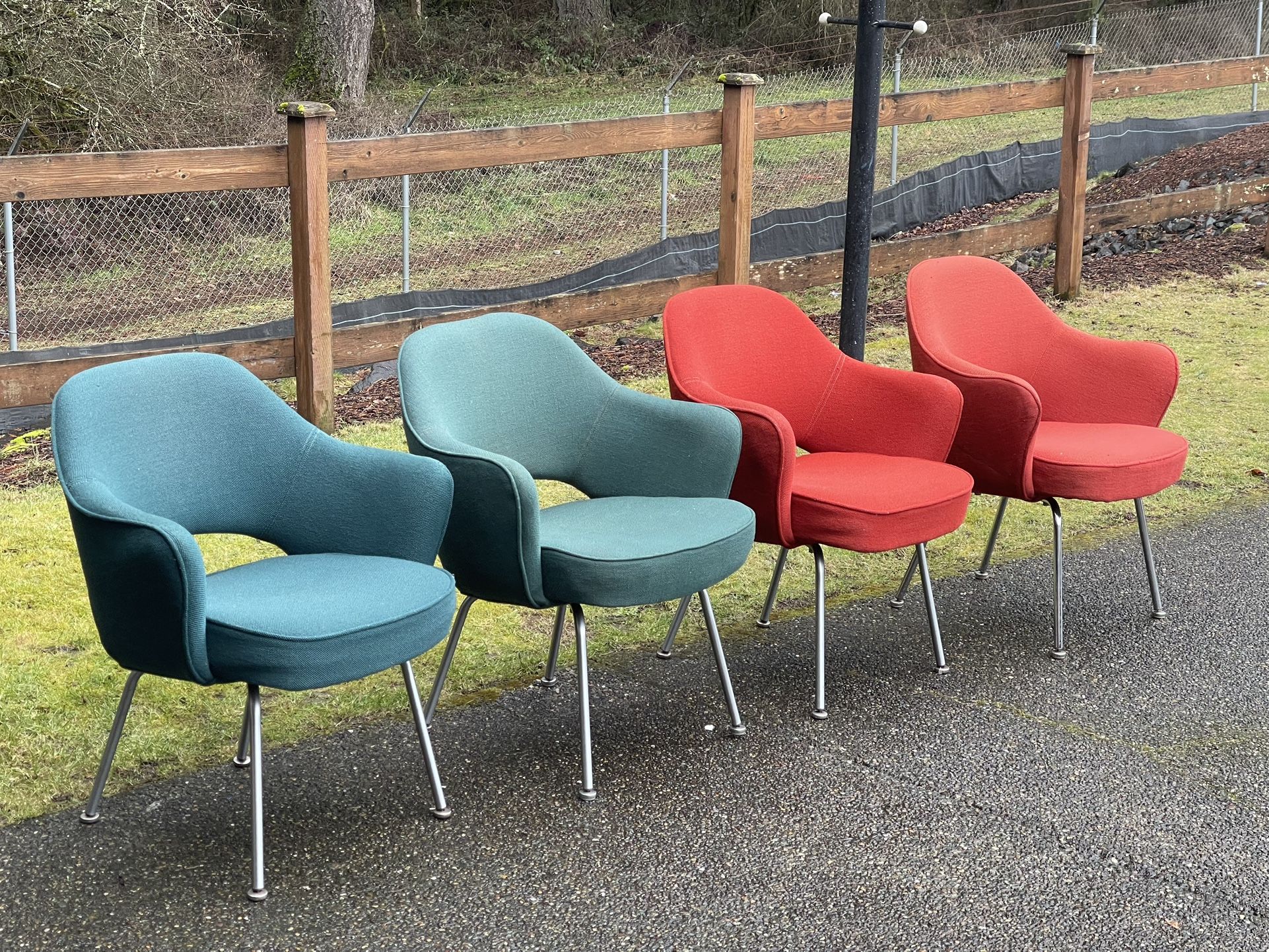 Vintage Knoll Executive Armchairs by Eero Saarinen