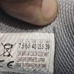 Skechers Light up Sneakers