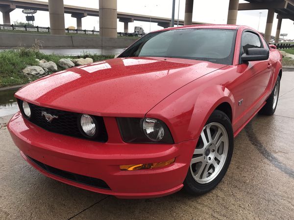 2005 Ford Mustang Gt Beautiful V8 Red On Red Clean Title
