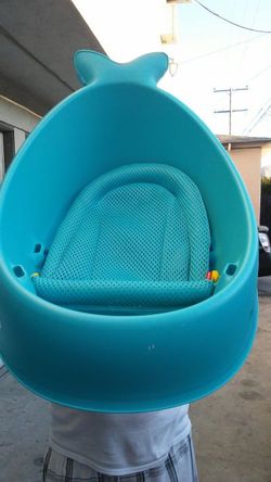 Baby bath tub