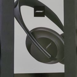 Bose 700 Bluetooth & Noise Canceling Headphones Black