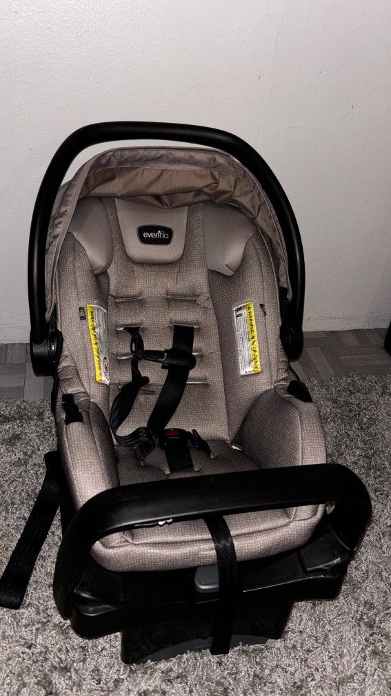 Evenflo Car Seat - Brand New (Never Used)