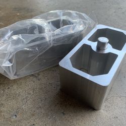 2” Lowering Block
