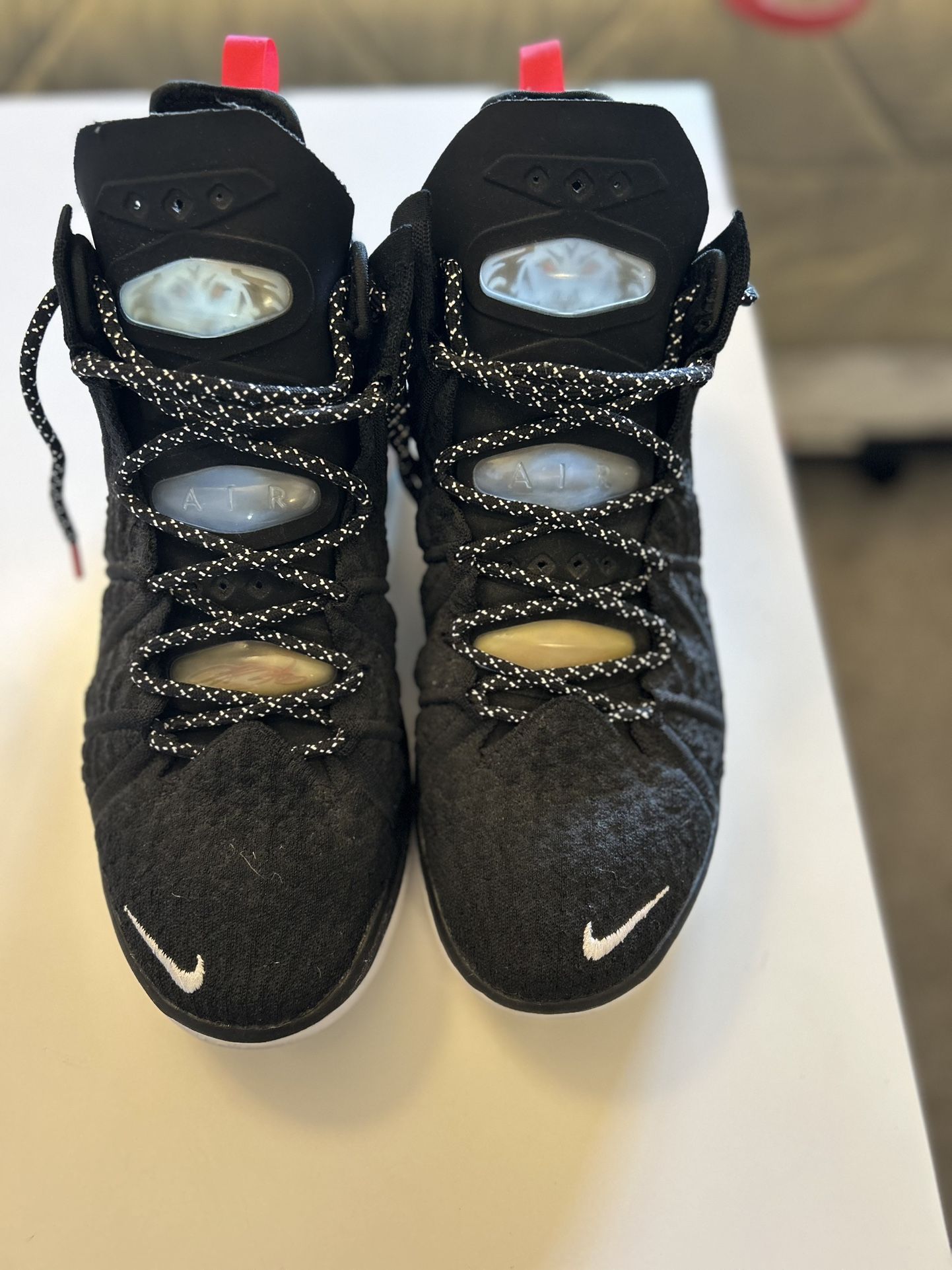 Nike LeBron 18 Black University Red