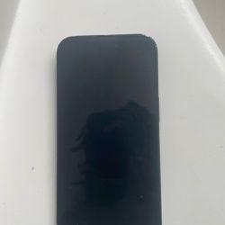 iPhone 15 (NEEDS SIM CARD)