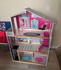 Barbie Doll House $15