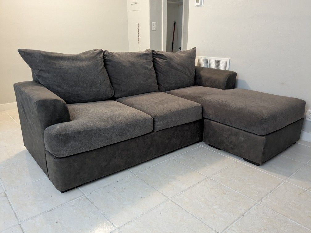 Sectional Couch Chaise