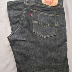Levi's & True Religion Jeans