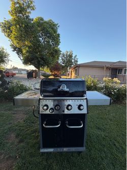 225$$ broil king gas grill FREE DELIVERY