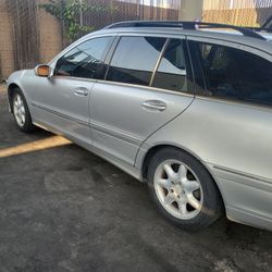 06 Mercedes Benz C240
