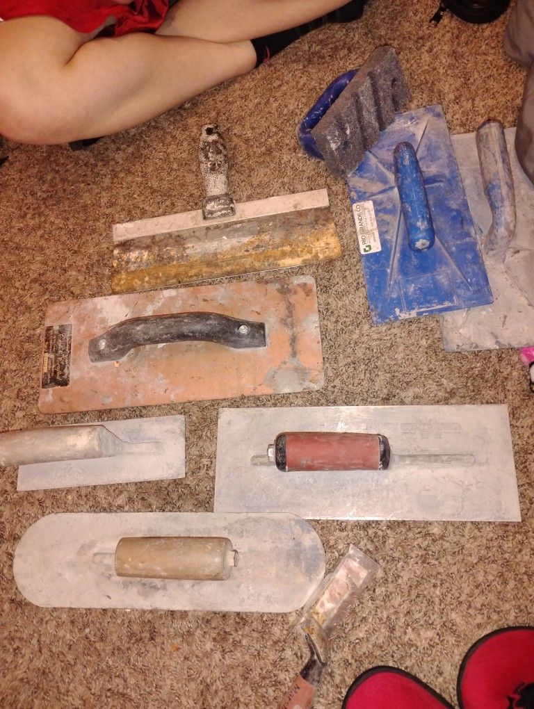 Handtools Make Offer