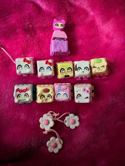 Hello Kitty Clickeez