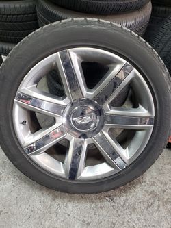 4 CADILLAC ESCALADE OEM 22 INCH ORIGINAL RIMS 1 WITH TIRE