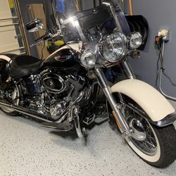 2011 Harley Davidson Softail Deluxe