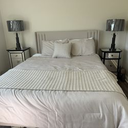 Queen Bed and Nightstands 