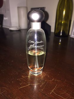 Estée Lauder perfume