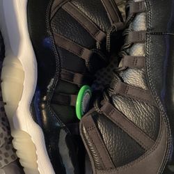Jordan 11 72-10 Brand New 