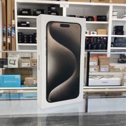 iPhone 15 Pro Max 256GB Unlocked 